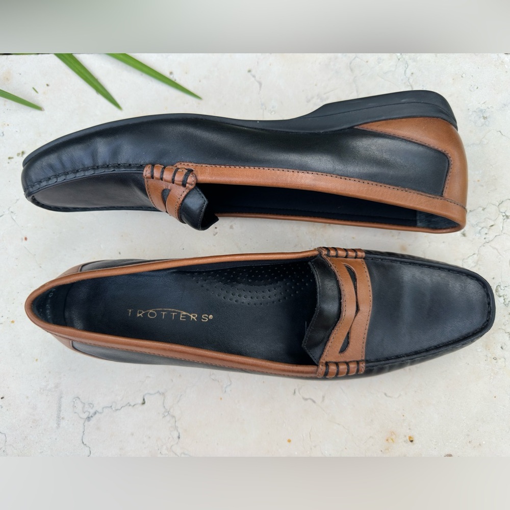 Trotters leather penny loafer
